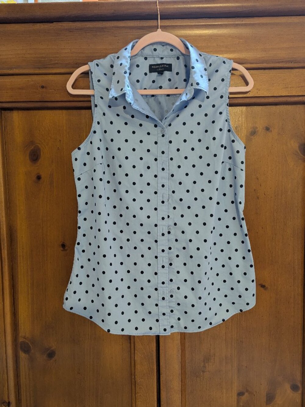 Banana Republic Sleeveless top, size 12